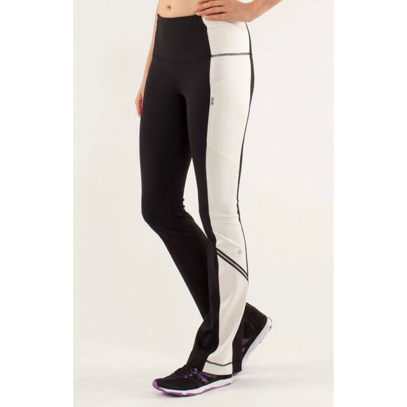 SALE Lululemon Run: Ice Queen Pant Women’s 4 / XS Black / Polar Cream - Picture 1 of 10